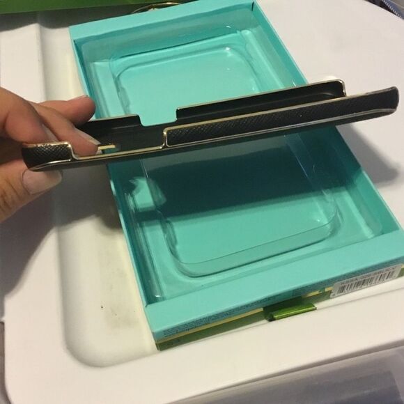 Kate Spade Saffiano Wrap Case for Galaxy S7 (K) - Picture 6 of 8